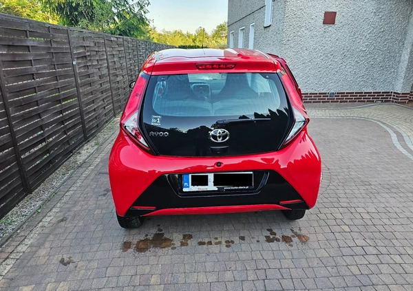 Toyota Aygo cena 25900 przebieg: 22930, rok produkcji 2021 z Tłuszcz małe 37